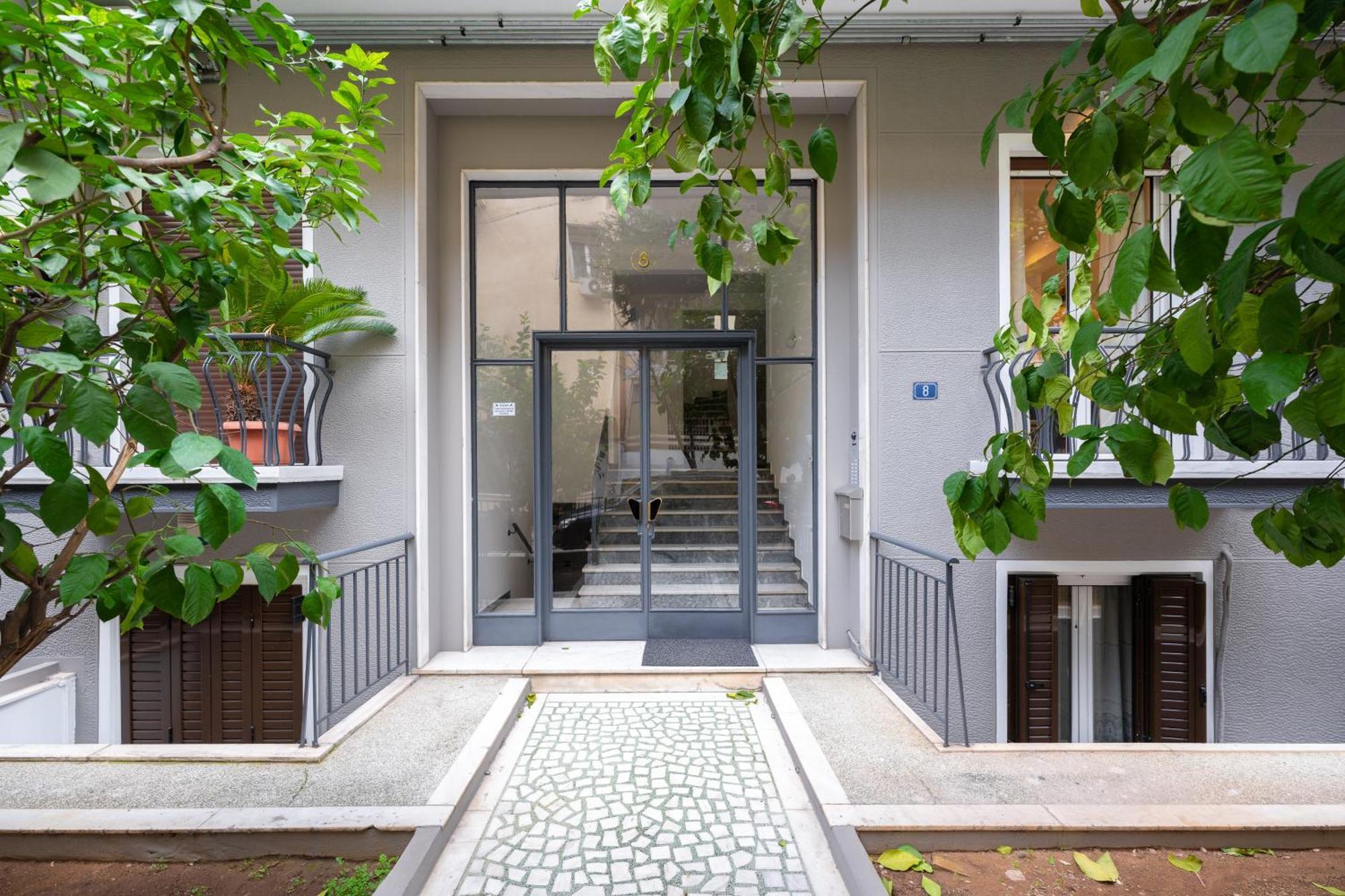 Spacious Modern Apartment In Athens Near Metro 외부 사진