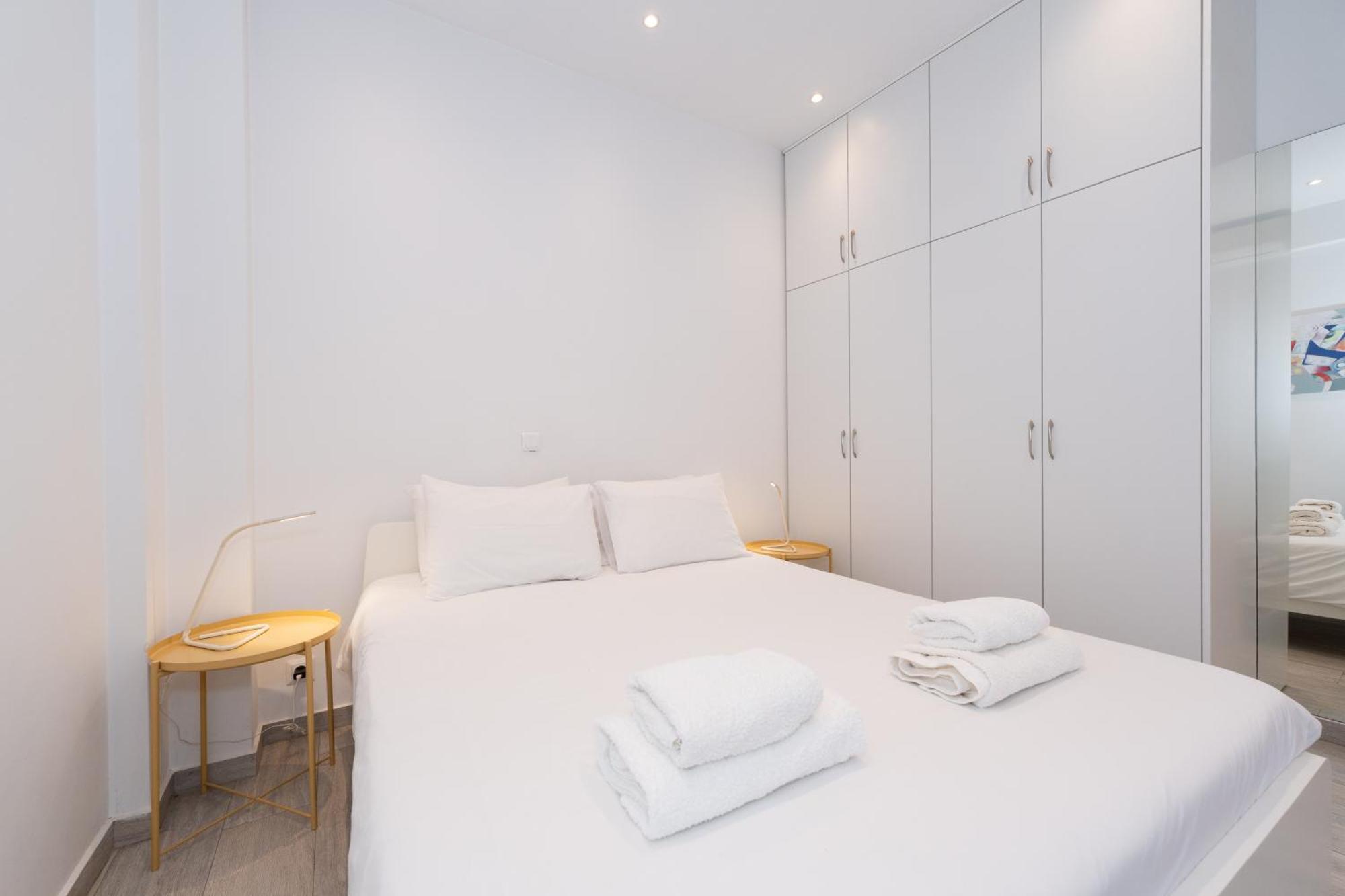 Spacious Modern Apartment In Athens Near Metro 외부 사진